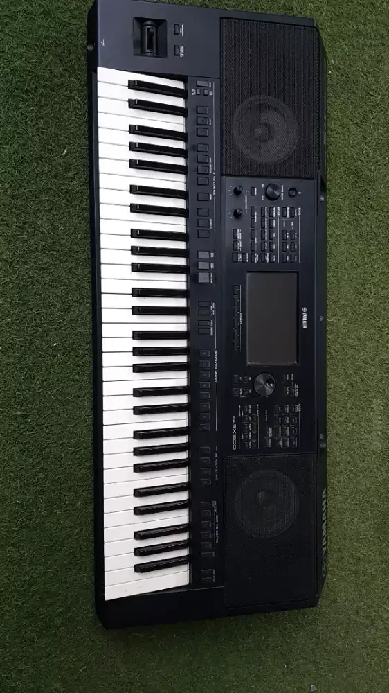 YAMAHA PSR SX900