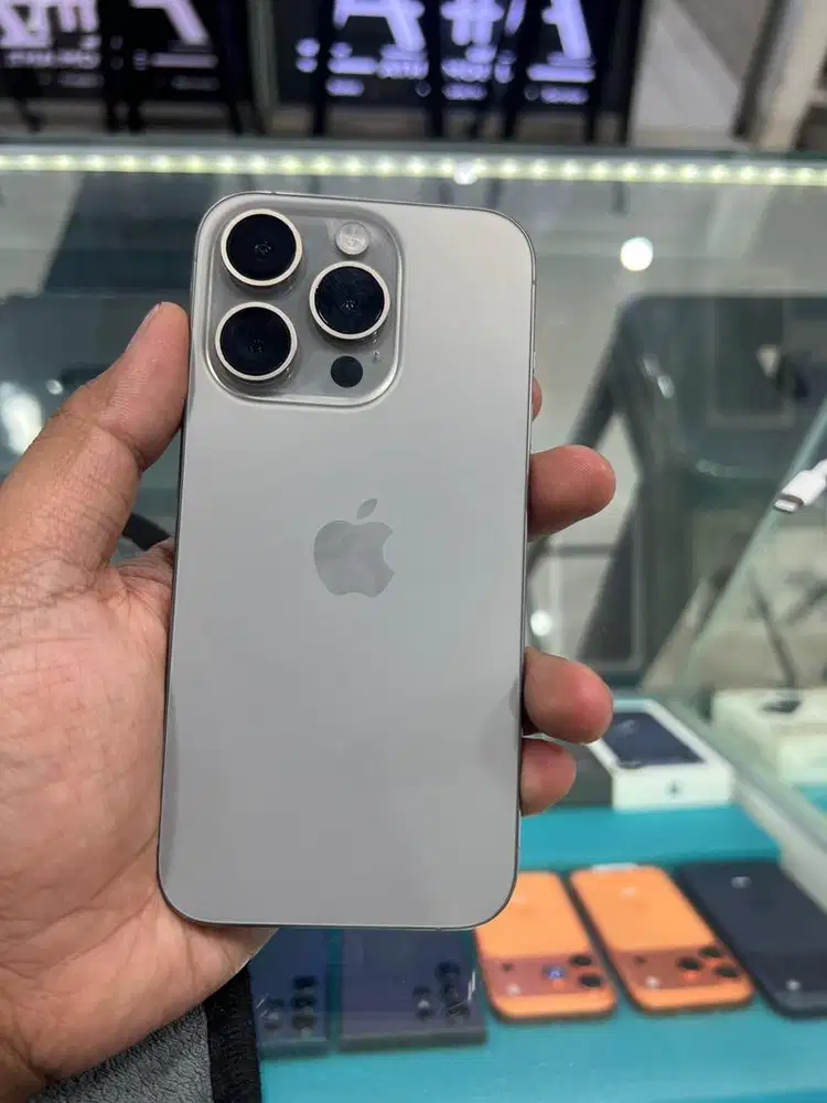 iPhone 15 pro 128GB resmi