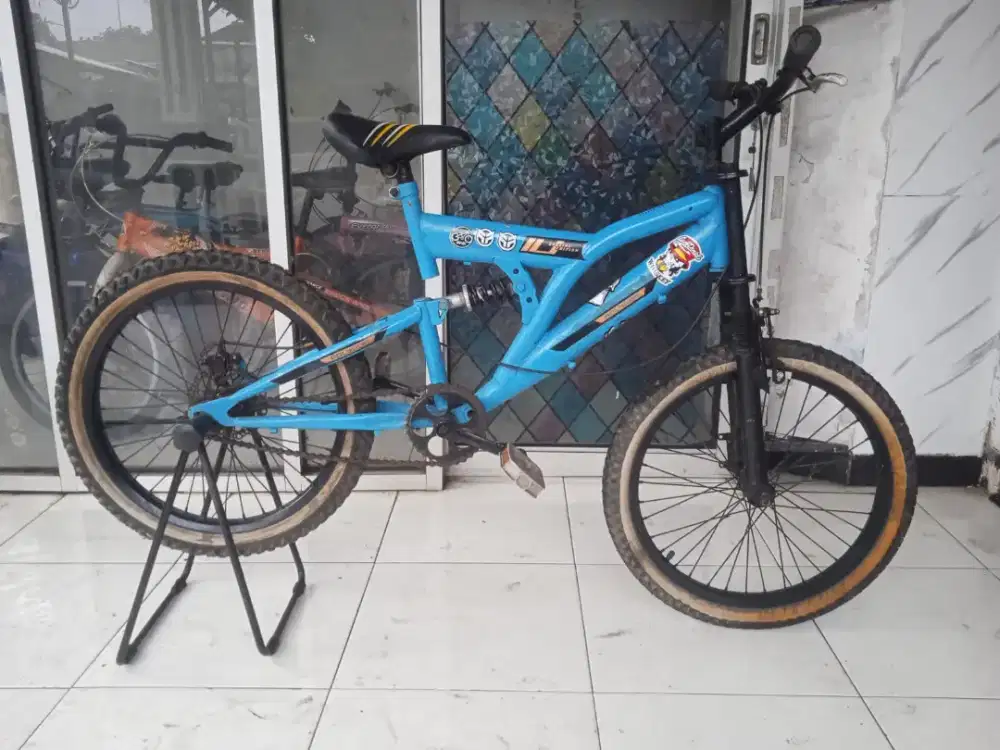 Sepeda anak Bmx uk20 fulsus bekas