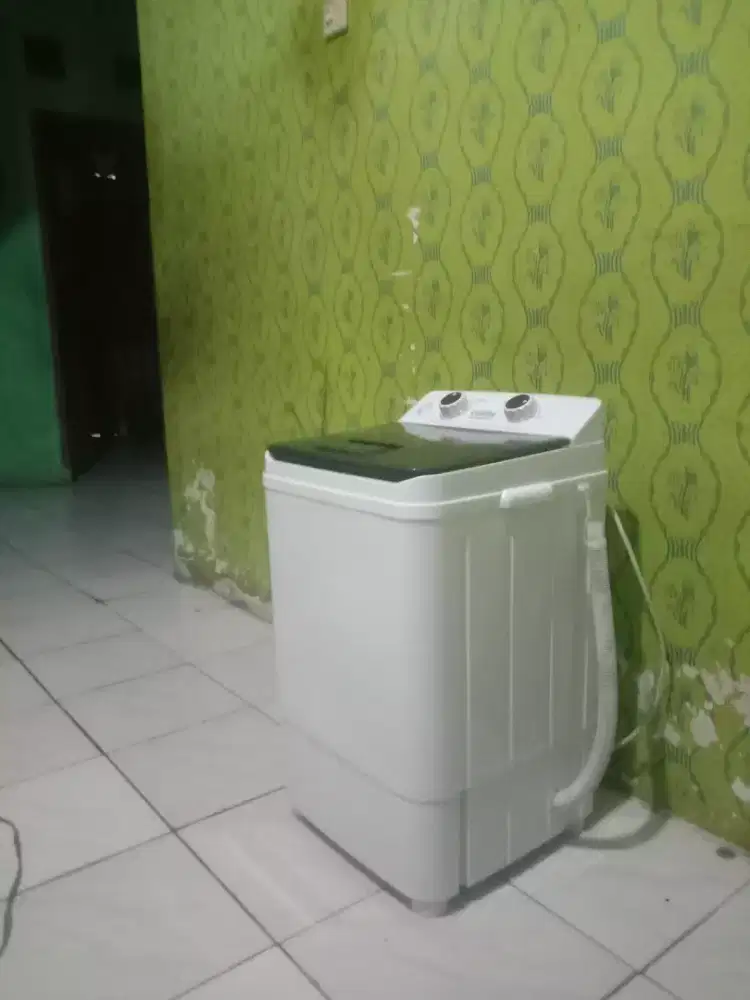 Meson cuci mini yundai 3,5kg