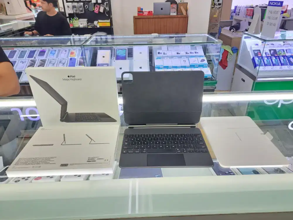 Apple Magic Keyboard For IPad Pro 11 Inch Ex Inter Mulus Fullset Nego