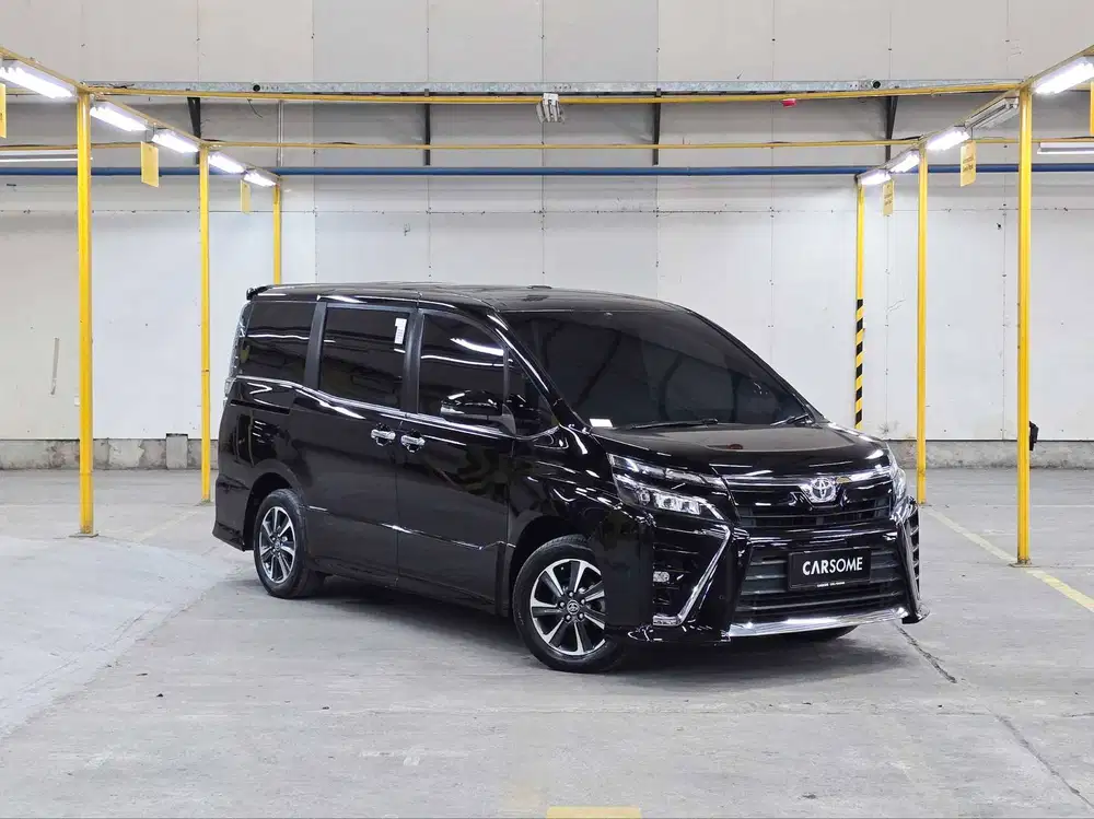 2020 Toyota VOXY 2.0 Matic, Mesin Halus, Nego Sampai Jadi