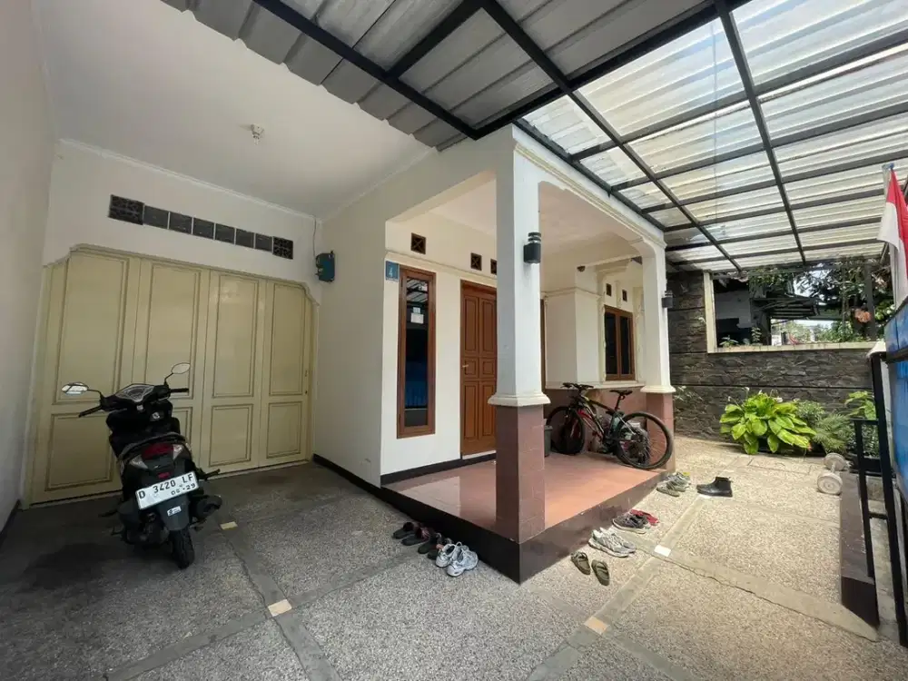 BU*TURUN HARGA*MURAH*DIJUAL RUMAH TERAWAT DI SAYAP TERUSAN BUAHBATU KOTA BANDUNG