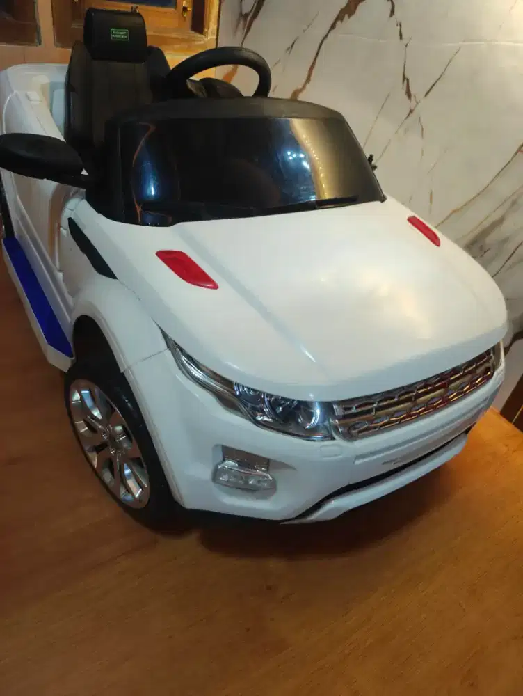 Mobil Mainan Aki Model Range Rover