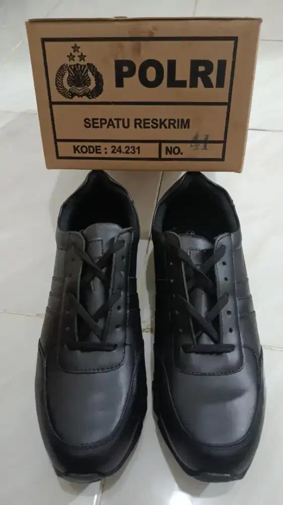 sepatu polri jual cepat, minat chat
