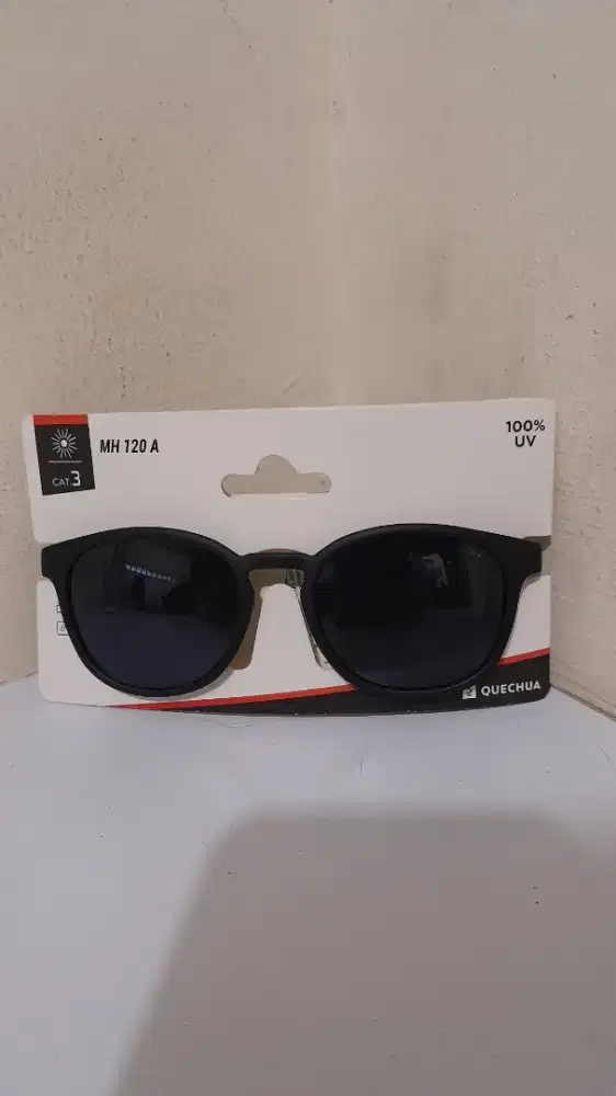 Kacamata Hitam Declathon Quechua