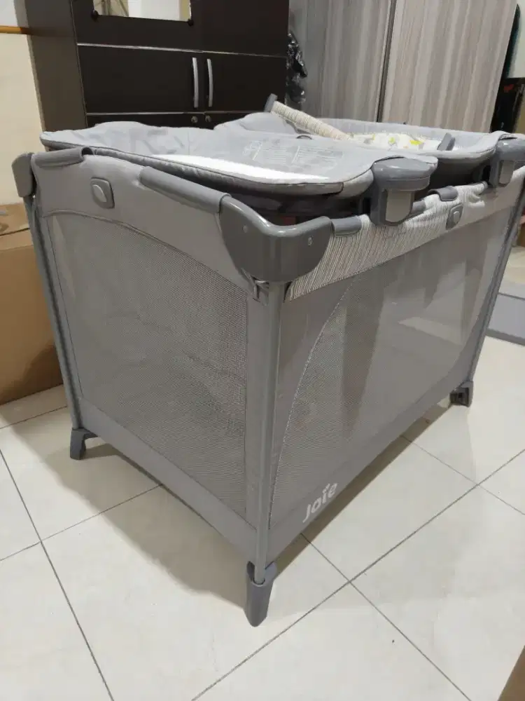 Ranjang Bayi JOIE the commuter