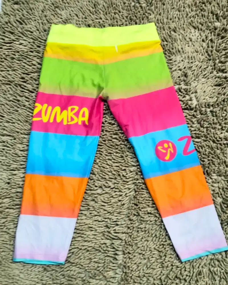 legging zumba/gym
stretch 
Size M/L