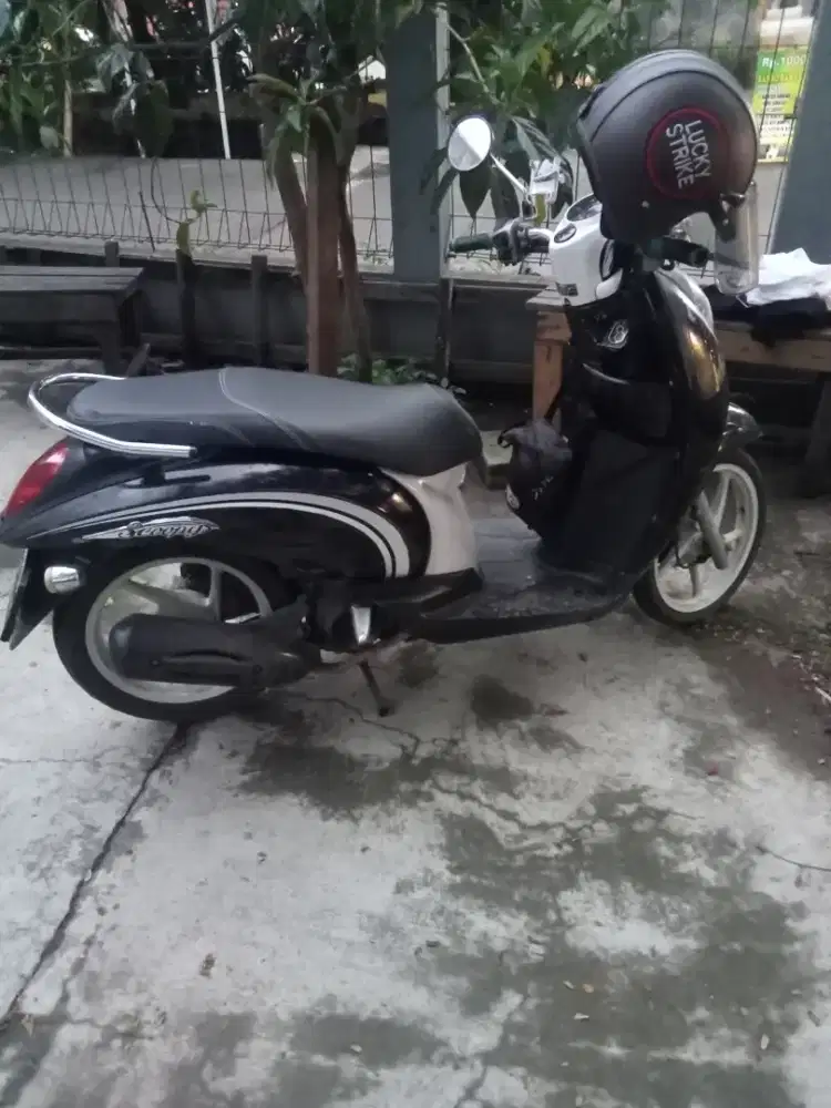 Jual santai Scoopy tahun 2012