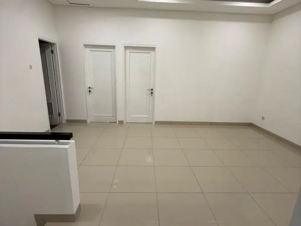 Sewa Rumah Katamaran Permai PIK Ukuran 8x35 2 Lantai Semi Furnished