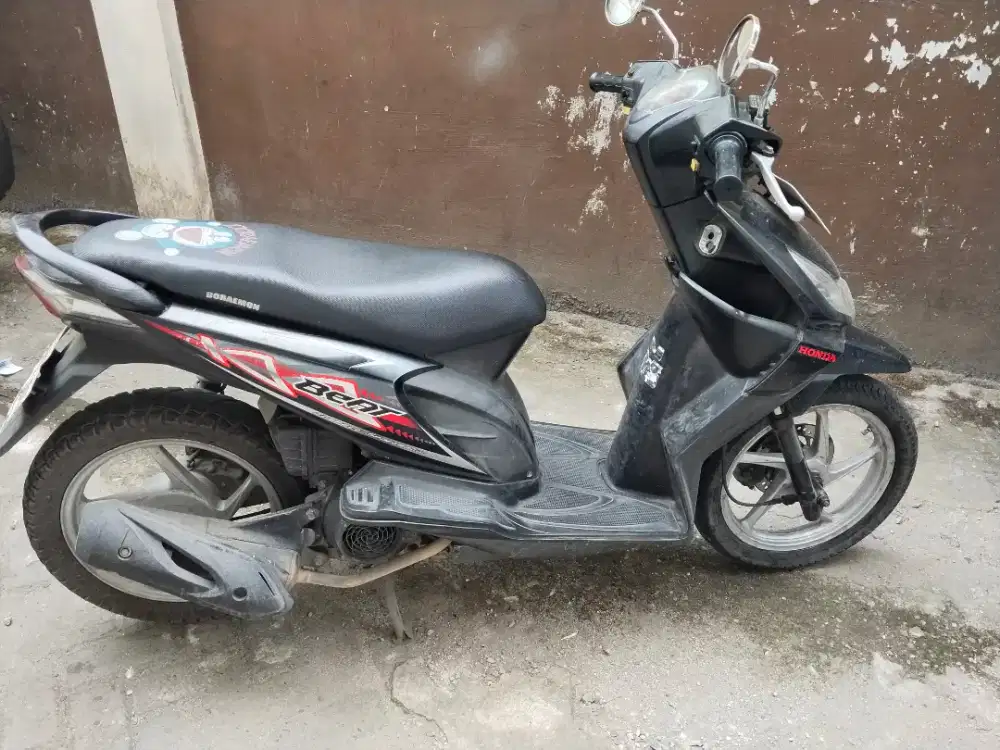 Honda beat 2012 hitam