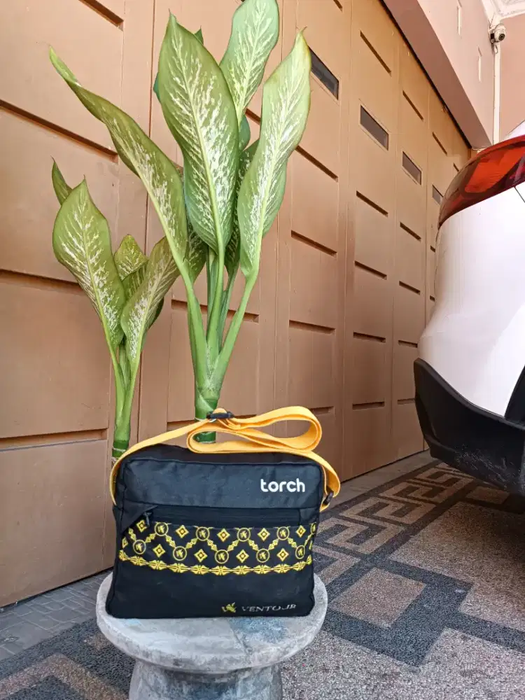 Tas Fashion Slingbag