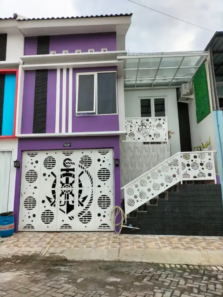 Di kontrakan rumah Semarang Timur