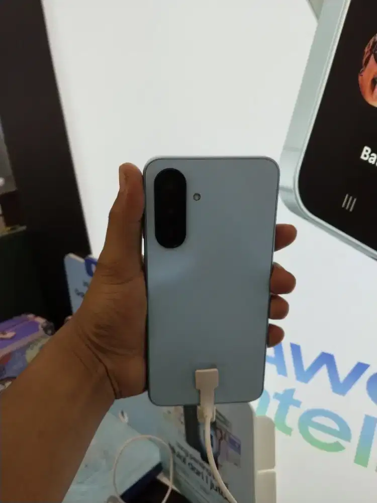 Jual handphone Samsung A17 8/256 GB