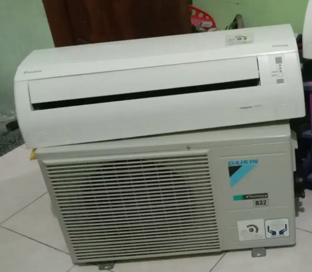 Jual AC Daikin inverter 1pk lowwatt