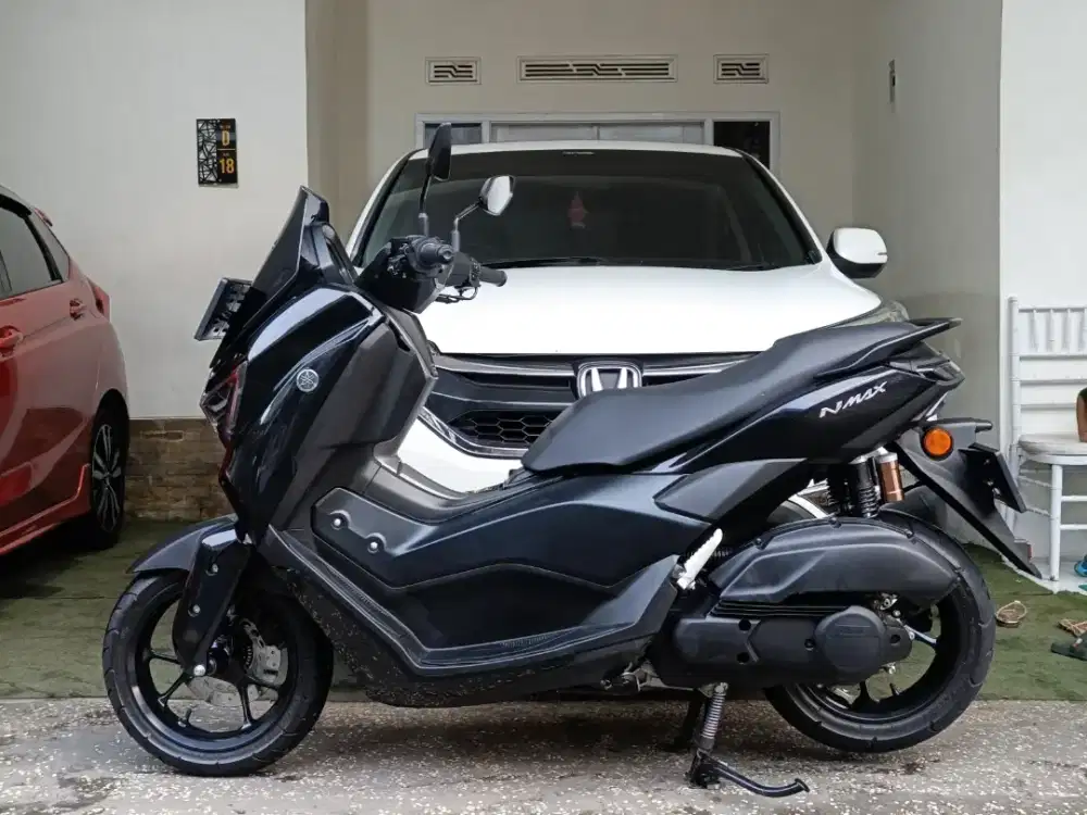 Nmax neo keyless tahun 2025 km 3rb/tt boleh gan cash lebih bagus