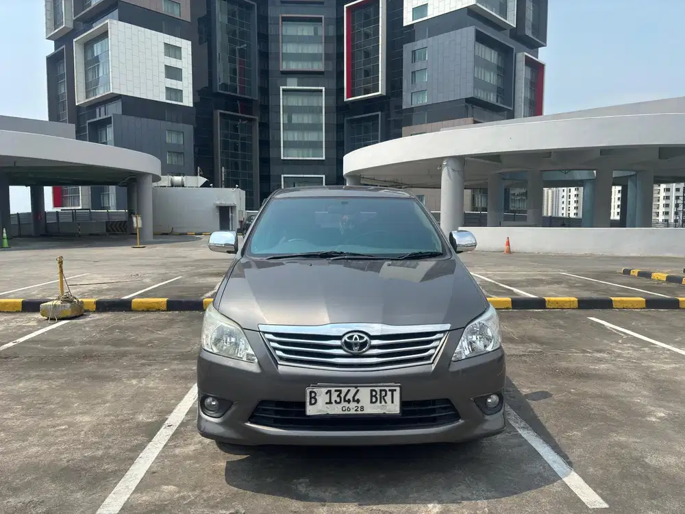 Toyota Innova G 2013