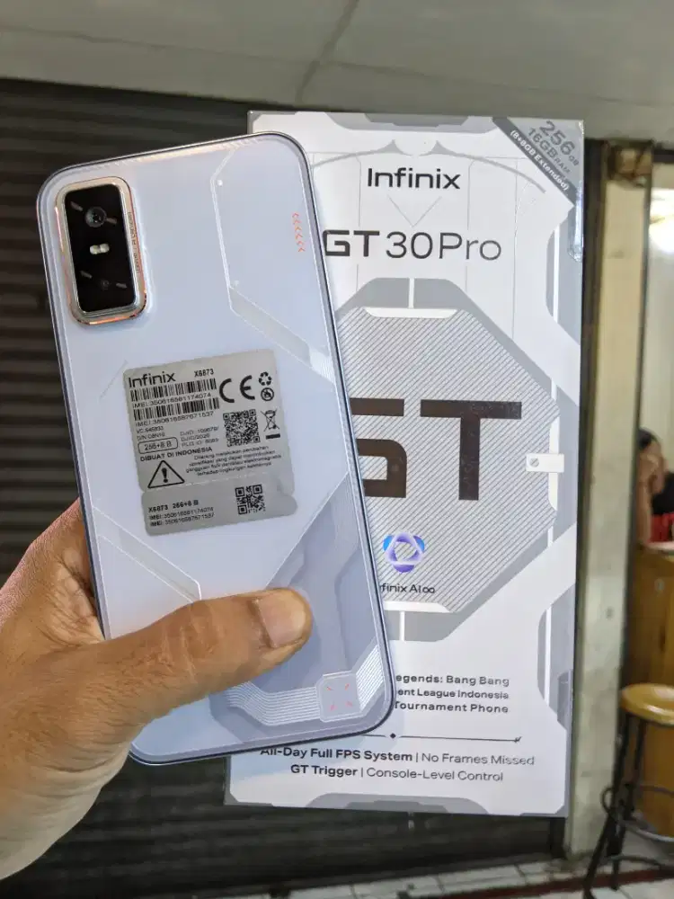 gt 30 pro ram 8/256gb