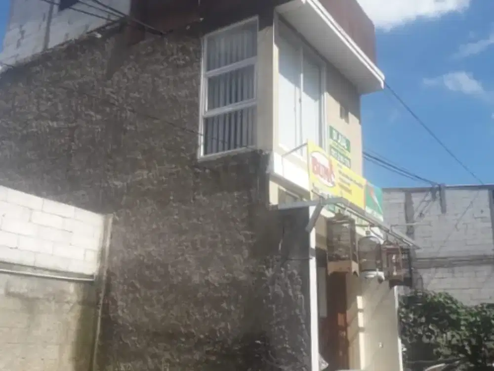 Rumah 3 Lantai SHM Cisasawi Cimahi – Dekat Jl. Alpatih, Harga Terjangkau