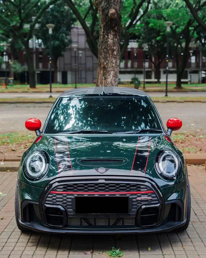 Mini Cooper Cabrio JCW 2.0 LCi II 2024 Nik 2023 Like New Low KM
