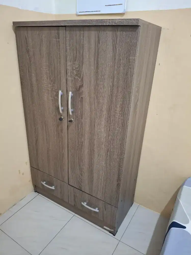 Dijual Lemari Pakaian Minimalis Second