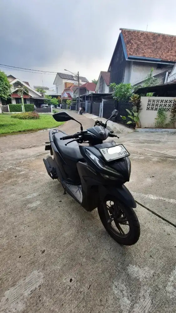 Honda Vario 125 cbs iss (  2024 )