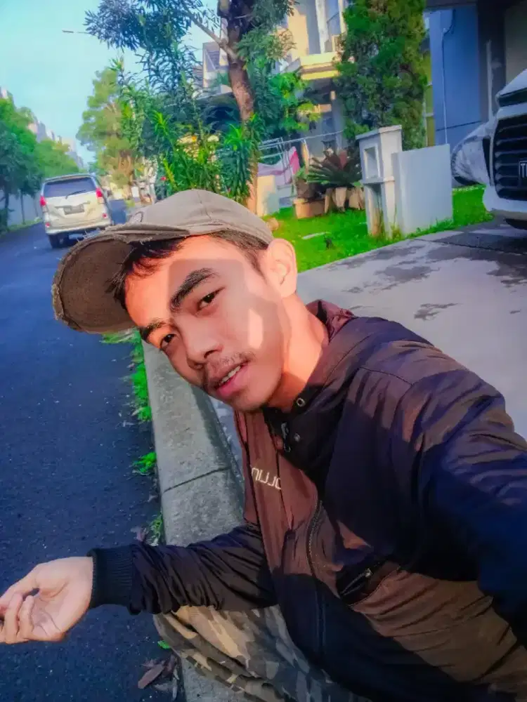 mencari lowongan pekerjaan