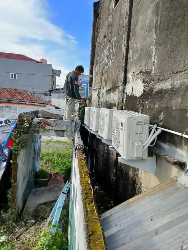 Service AC kulkas, mesin cuci dll