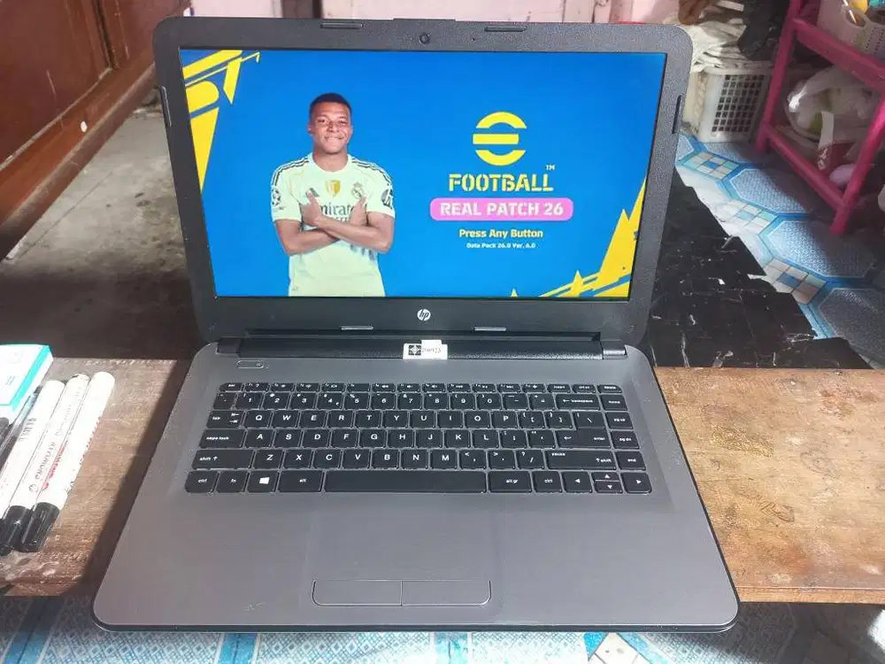 HP 14 INTEL PENTIUM RAM 8 GB SSD FULLGAMES