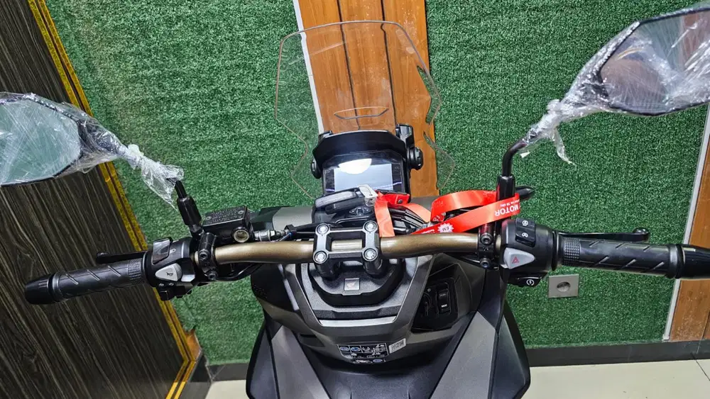 UD ENY MOTOR- HONDA ADV ABS TAHUN 2025 low km