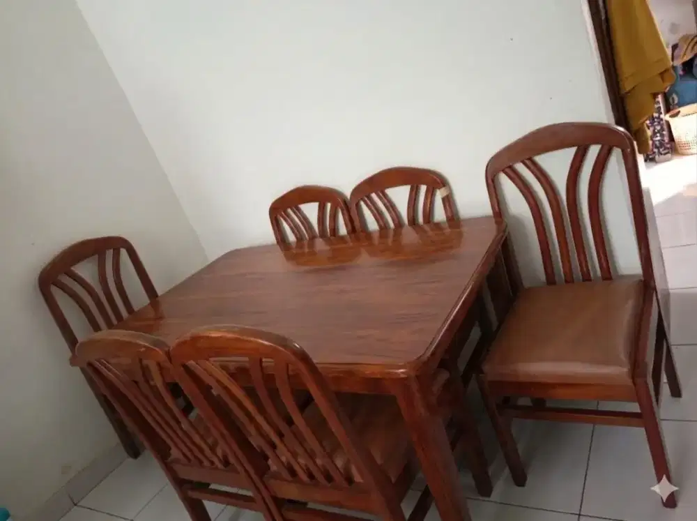 Meja makan kayu Jati