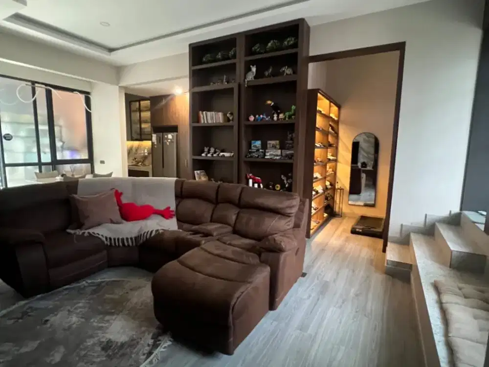 Jual Rumah Greenwich BSD Fully Furnished 7x16 3 Lantai SHM