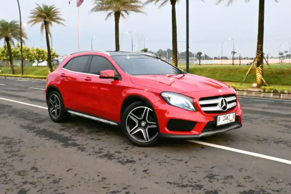 (Tdp10jt) Mercy GLA200 AMG 2015 Merah