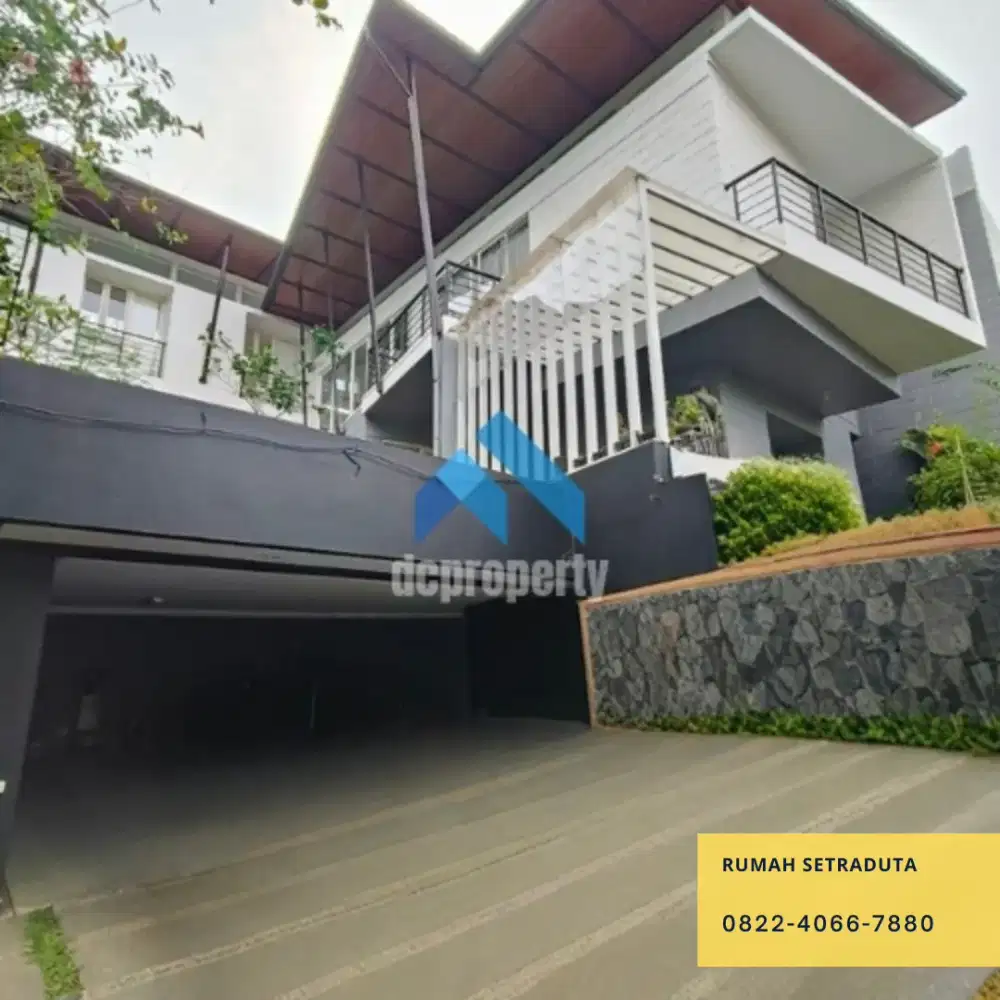 Rumah split level setraduta bandung