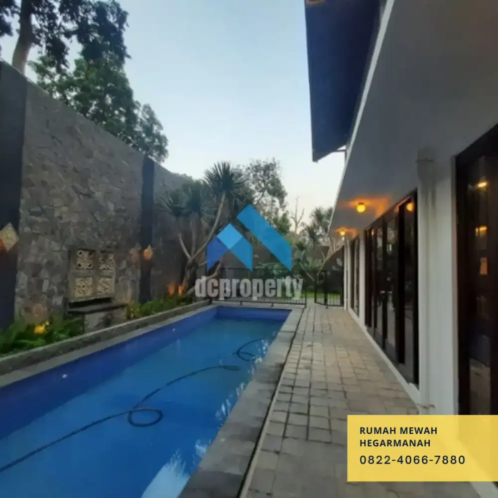 Rumah tanah luas private pool hegarmana Setiabudi bandung