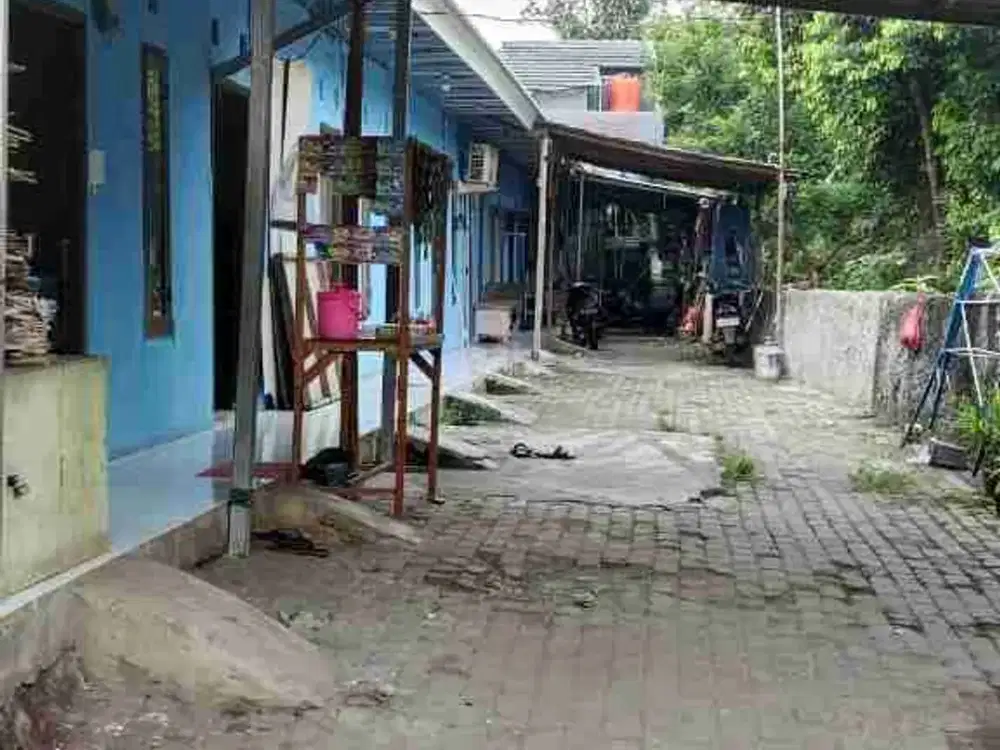 Dijual Cepat Kontrakan 12 pintu 1 kios