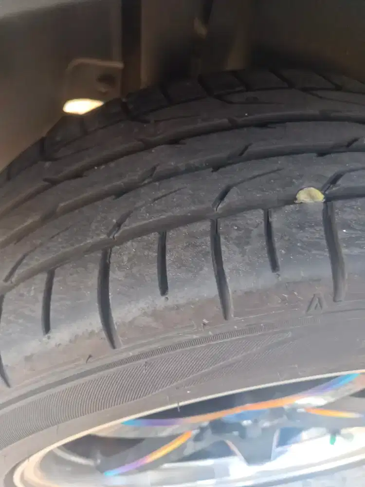 4  Ban Dunlop 225/50 R18