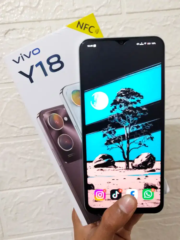 Vivo Y18 4+4/64 Gb NFC