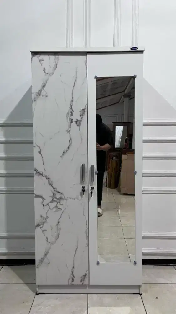Lemari pakaian pintu 2 partikel