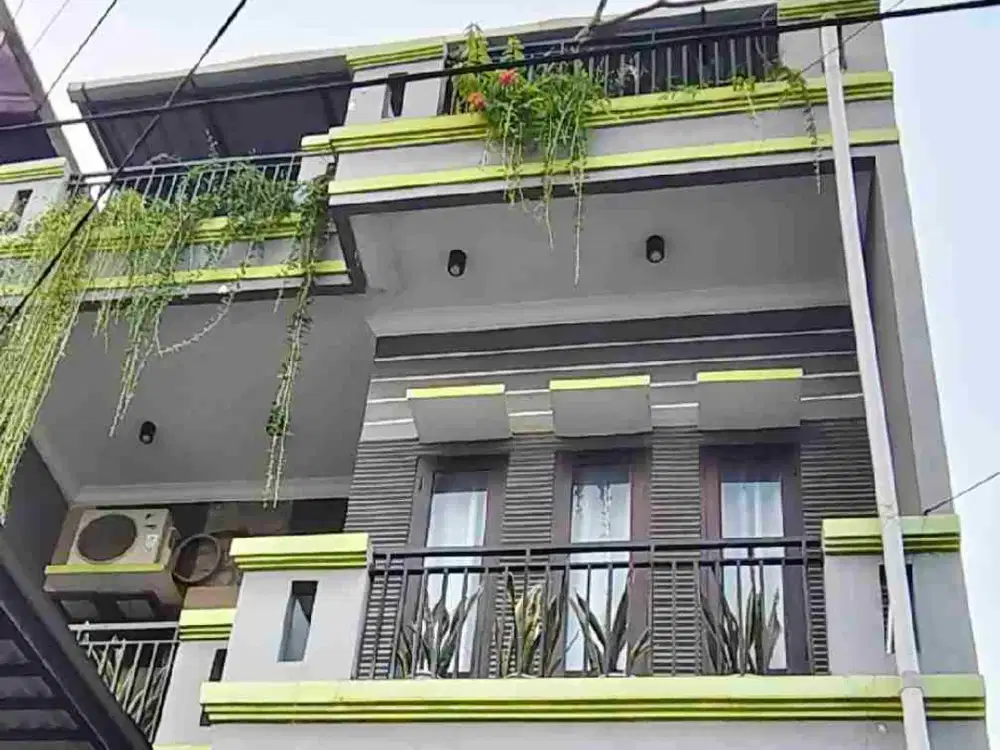 jual rumah bagus sunter 3 lantai siap huni 6 x 18 rapi banget hanya 3.5M nego tipis. mau?