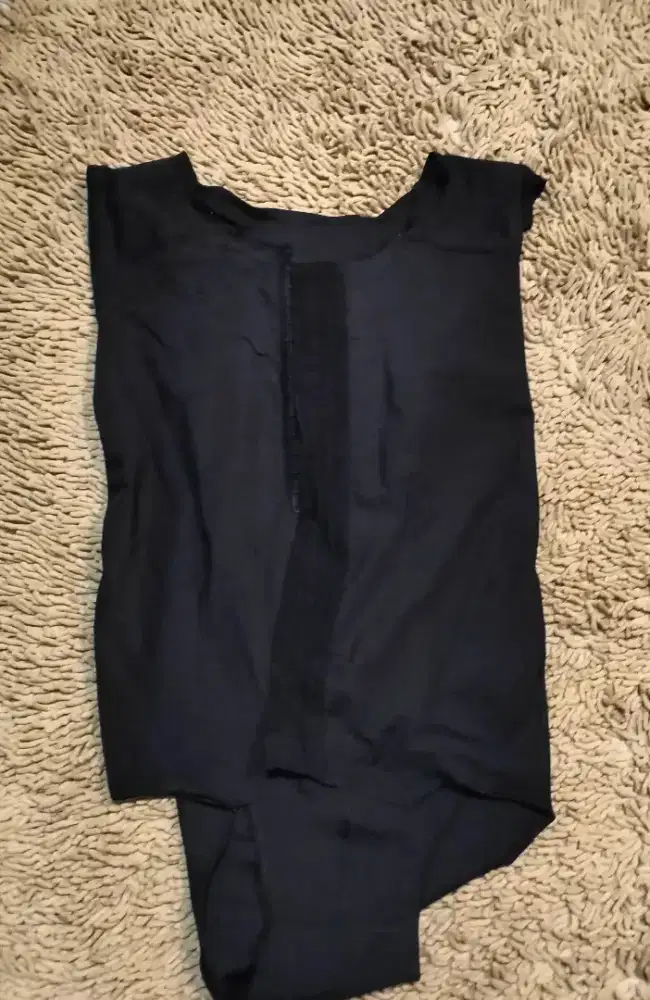 korset body
untuk pria
dipakai pasca liposuction/
operasi perut XL/XXL