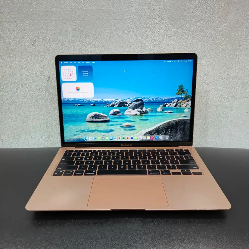 Macbook Air 13 inch 2020 Chip M1 RAM 8GB SSD 256GB ( Second )