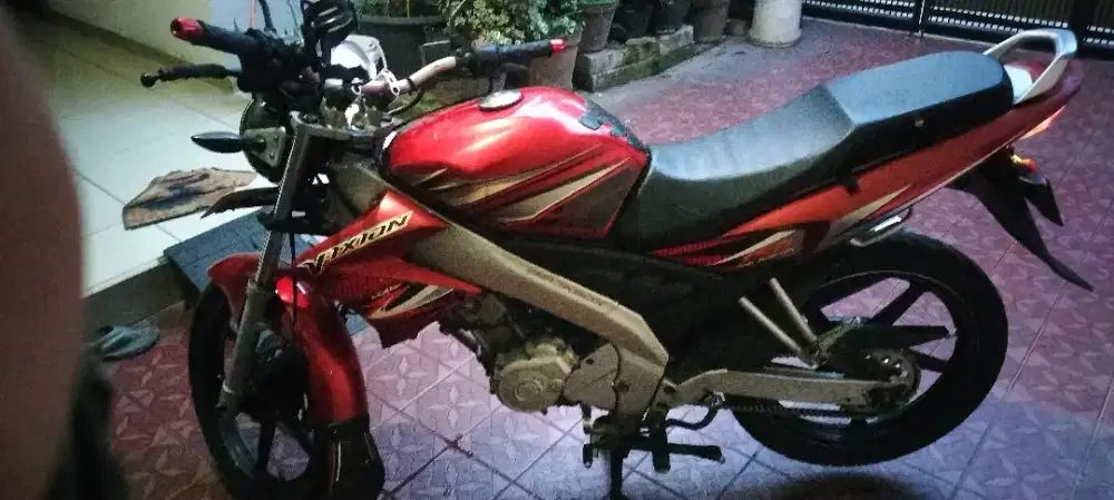 Vixion merah spek istimewa
