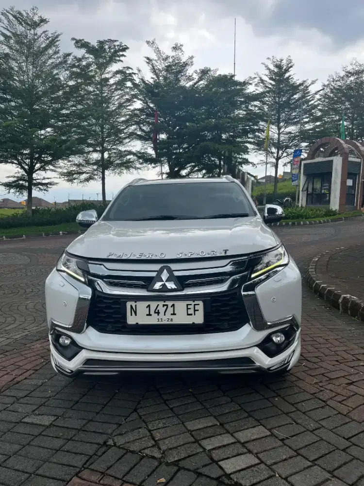 Pajeo dkar 4x2 solar at