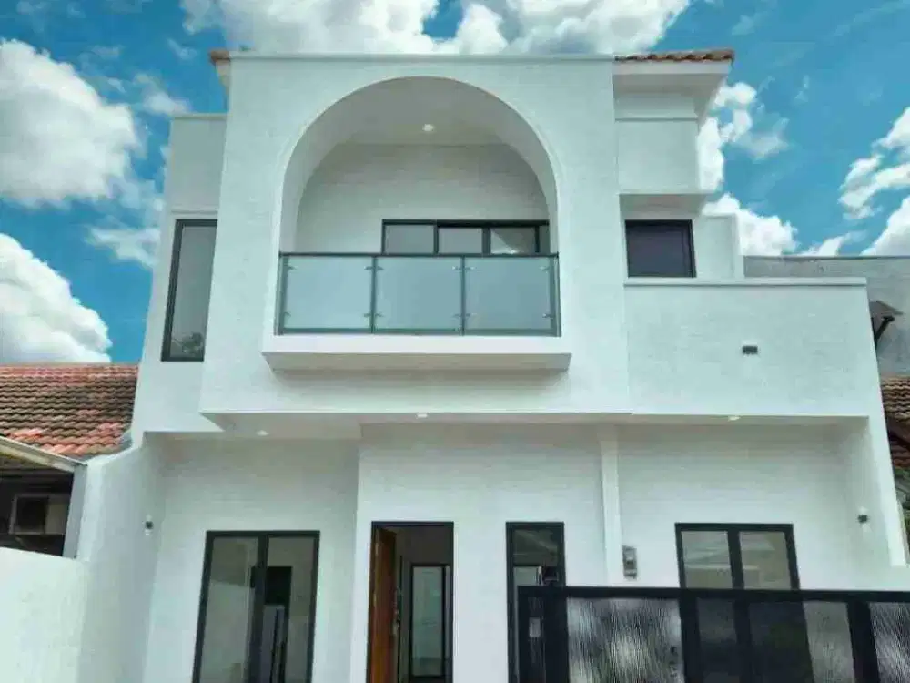 DIJUAL RUMAH CANTIK BRAND NEW DI KENCANA LOKA, BSD CITY, TANGERANG SELATAN