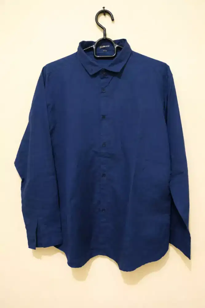 Kemeja Panjang Biru Navy Pria