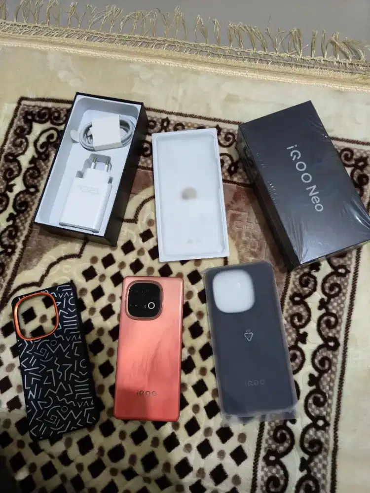 IQOO NEO 10 8/256Gb Fullset Original TT asal dapat kembalian buanyak