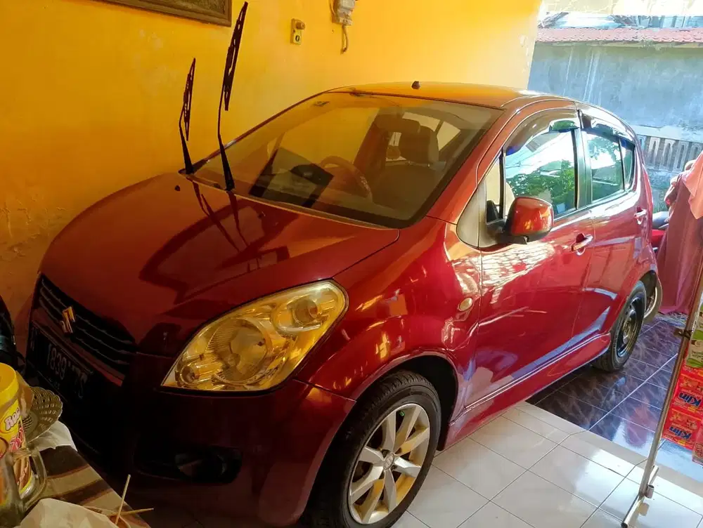 Suzuki Splash 2010 Bensin