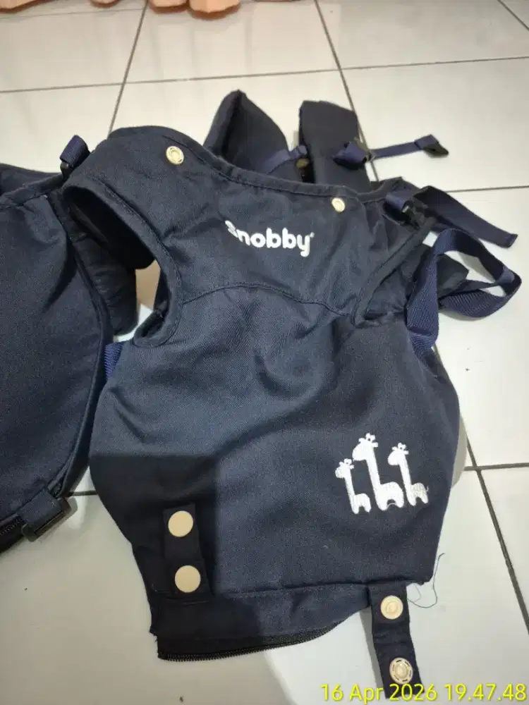 Snobby Gendongan Hipseat