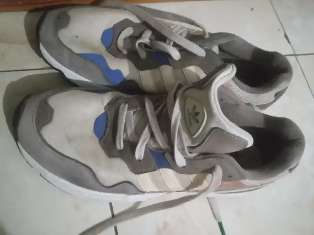 Jual sepatu adidas ori